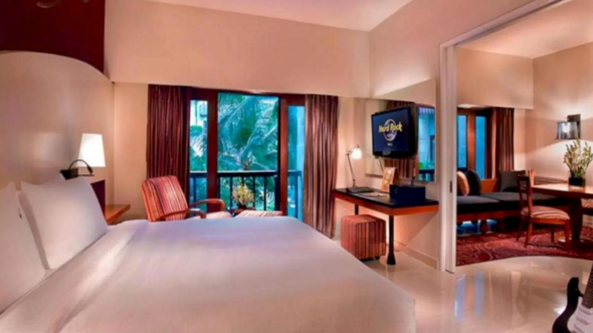 Hard Rock Hotel Bali Kuta  Kuta (Bali)