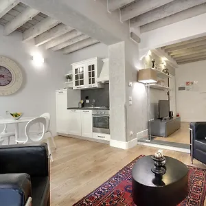de-rustici-apartment.it-tuscanyhotel.com/