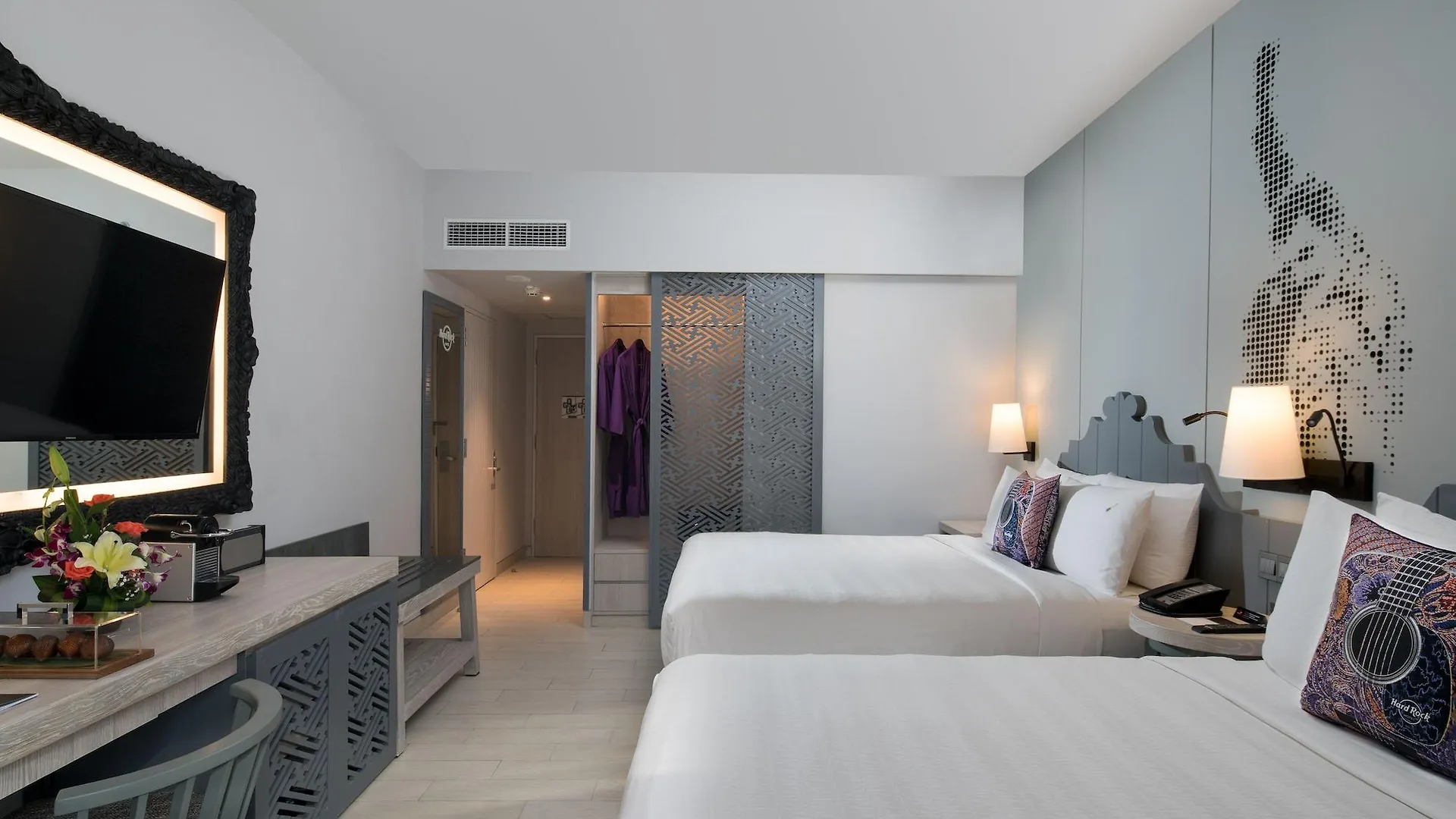 Hard Rock Hotel Bali Kuta Lombok